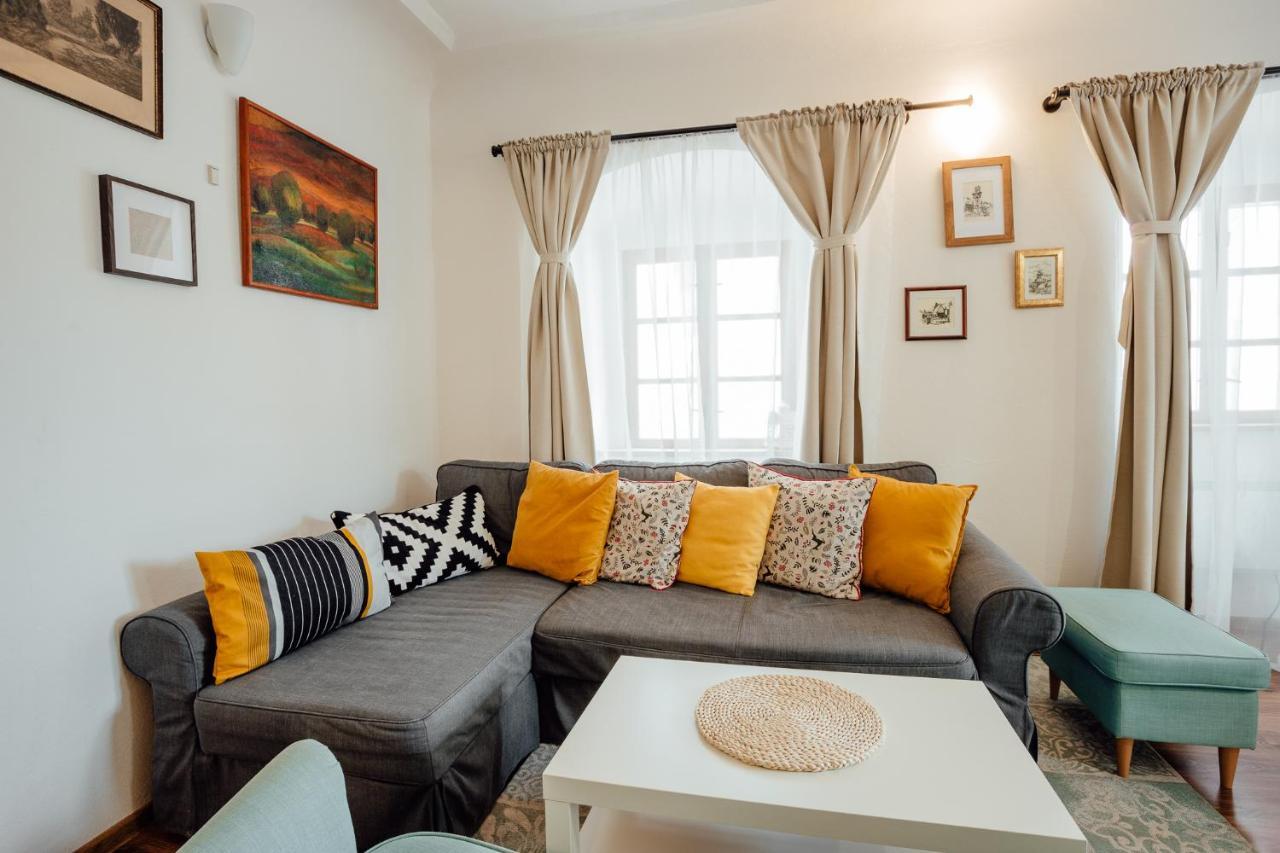 Strieborny Dvor Apartment *